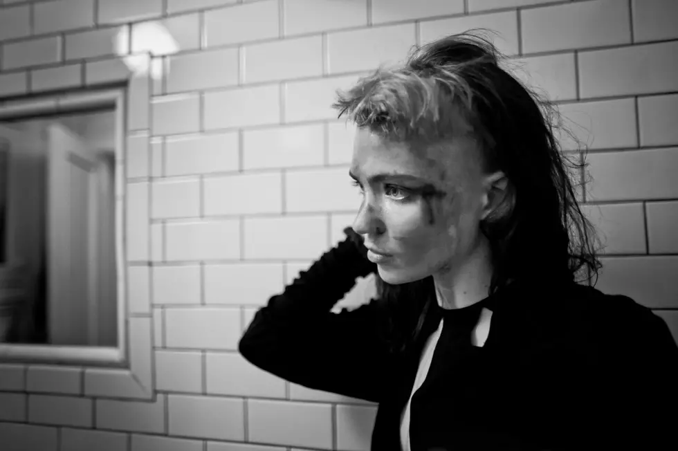 mp3: new Grimes – “Genesis”