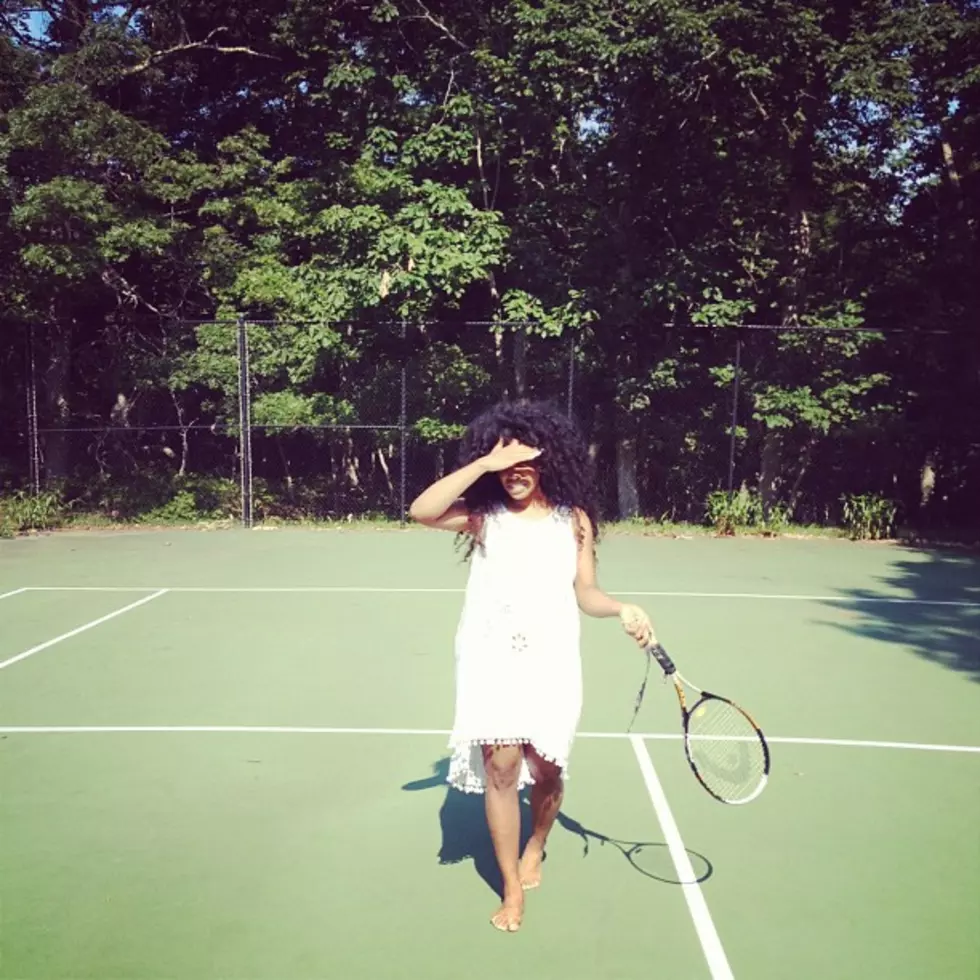 premiere: SZA – “Julia”